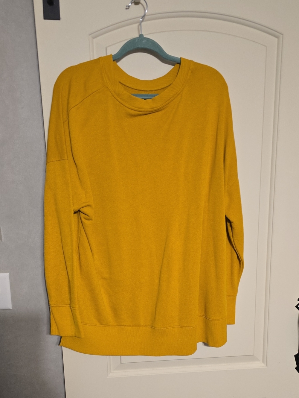 Time and Tru Mustard Crewneck Sweater